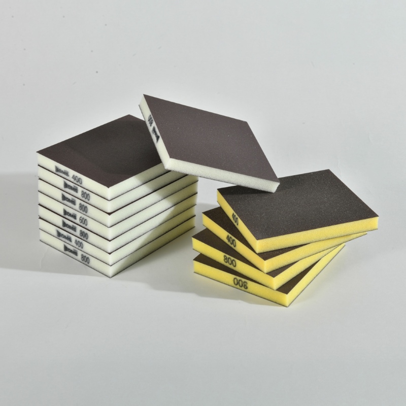 Dubbelzijdige schuurspons